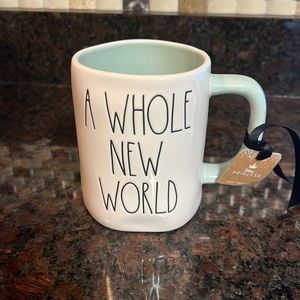 Rae Dunn Disney Jasmin (Aladdin) mug, NWT